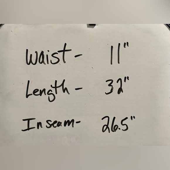 Charlotte Russe Leggings - Picture 4 of 4